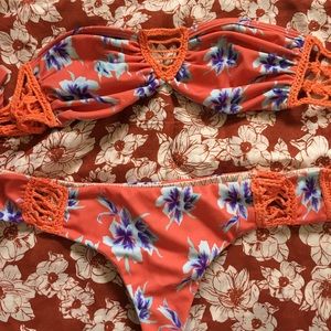 Acacia Vintage Aloha Set